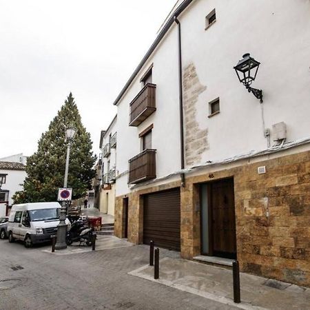 דירות Vivienda Turistica Lagarto De Jaén מראה חיצוני תמונה